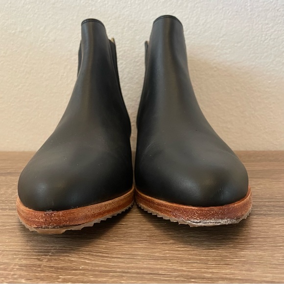 NEW Nisolo Black Chelsea Boots, Size 8.5 - Picture 11 of 11